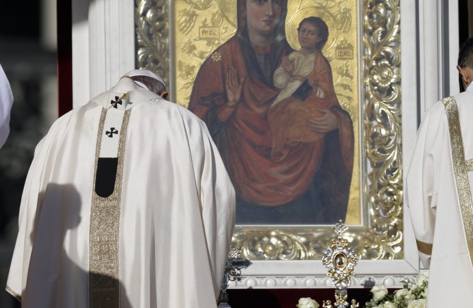 Pope’s love affair with Mary adds new chapter Saturday in Peru